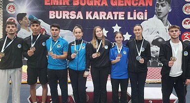 Sakaryalı karateciler Bursa'dan 8 madalyayla döndü