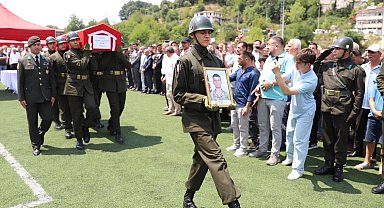 Şehit Er  Ahmet Saygın yapılan törenle Yığılca'da toprağa verildi 