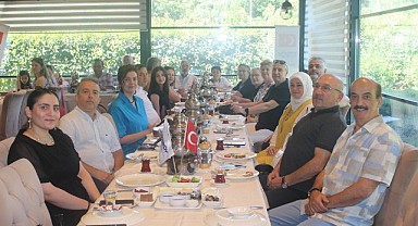 TOSYÖV, Ailesi kahvaltıda buluştu