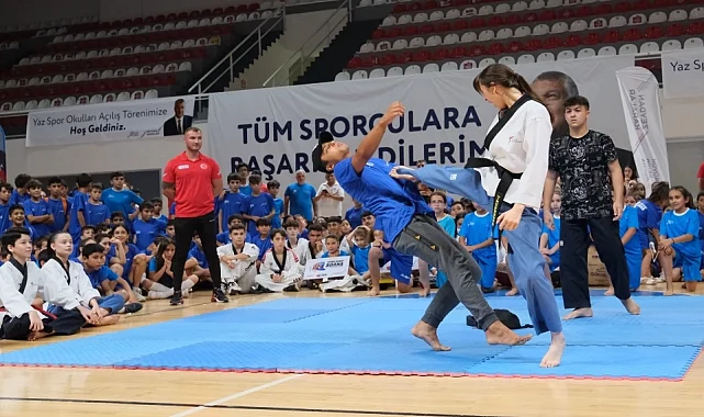 Yaz Spor Okullarına şovlu açılış