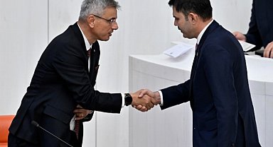 Yeni bakanlar yemin etti