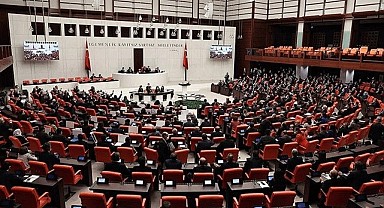 AK Partili vekillere tatil yok