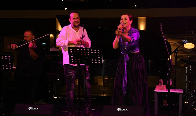 Bodrum Turgutreis'te Zuhal Olcay'dan unutulmaz gece