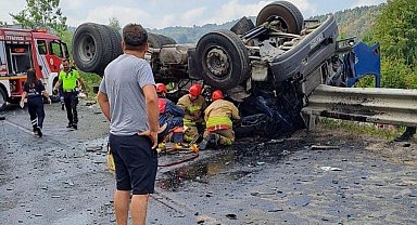 Bolu Dağı'nda feci kaza: 2 kişi hayatını kaybetti  