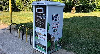 Bursa' da atıklar "mama" ya dönüşüyor