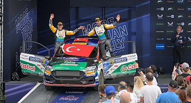 Castrol Ford Team Türkiye, Türk bayrağını Finlandiya'da dalgalandırdı