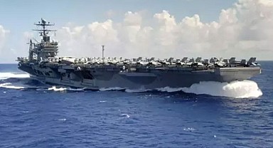 F-35 ve F-18'lerle donatılan ABD'nin devasa uçak gemisi Orta Doğu'ya ulaştı
