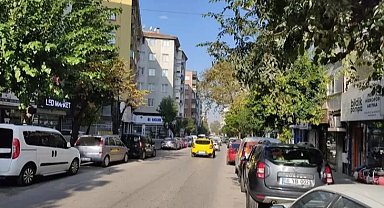 Gazcılar Caddesi'ndeki otopark sorunu vatandaşı zor durumda bırakıyor