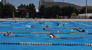 Geleceğin Yüzücüleri Yıldırım'da Yetişiyor