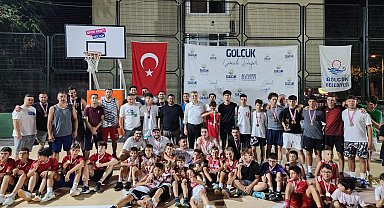 Gölcük'te sokak basketboluna yoğun ilgi