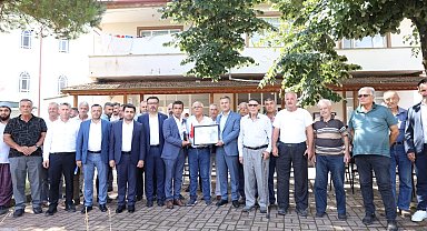 İzmit Belediyesi Mahalle ziyaretlerine Süleymaniye ve Kadıköy'de devam etti