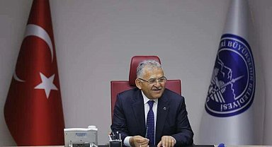 Kayseri Büyükşehir'in kırtasiye desteğine geri sayım