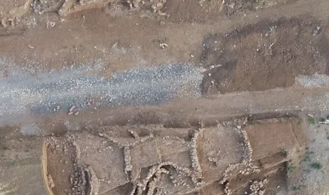 Mardin'de 12 bin yıllık mezar alanı bulundu