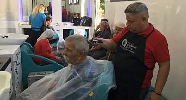 Mobil kuaför tırı her yerde