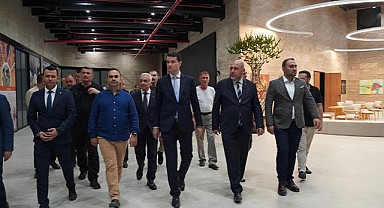 Sanayi ve Teknoloji Bakanı Kacır, Hektaş Fabrikasını Ziyaret Etti