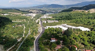 Sapanca Akçay'dan Büyükşehir'e asfalt teşekkürü