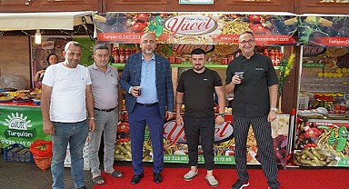 Ünlü Şef Esat Özata, Belediye Başkanı Aydın'ı Ziyaret Etti