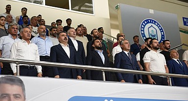 Yıldırım Bir Şampinoya Daha Ev Sahipliği Yapıyor