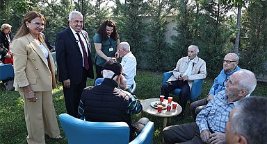 “Alzheimer hastalığı toplumsal bir sorun”