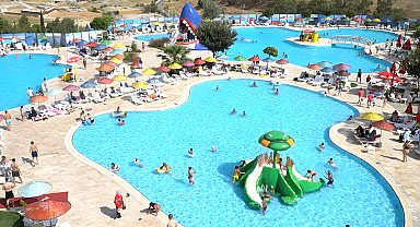 Aqua Yaşam Havuzları İzmir'in gözdesi