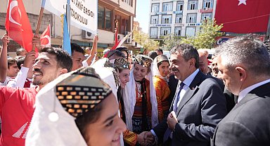 Bakan Tekin, 26. Besni Eğitim Bayramı'nda konuştu