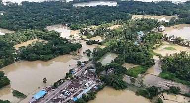 Bangladeş için dost eli sürüyor
