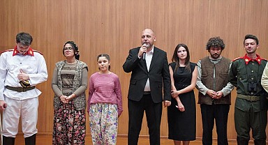 Başkan Aydın’dan Küçük Oyuncuya Doğum Günü Sürprizi: ‘Çanakkale’de Bir Elif’ Sahnelendi