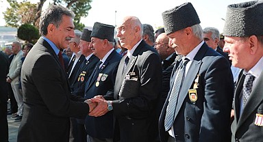 Başkan Deviren Gaziler ile bir araya geldi