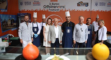 Bursa Gastronomi Festivali’nde 3 günde 500 bin ziyaretçi