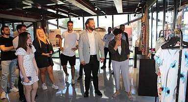Bursa'da atıkları sanat eserine dönüştürdüler