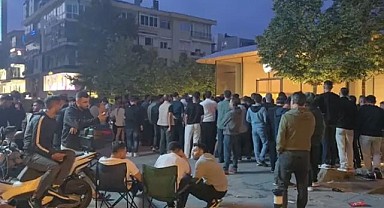 Geceden Kuyruğa Girdiler !