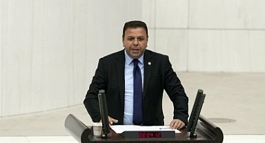Ediz Ün iktidara sordu "Keşan'a ne zaman huzurevi açacaksınız?"