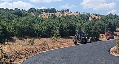 Hekimhan'da yol çalışmaları devam ediyor