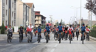 İnegöl’de Zaferden Kurtuluşa Pedal Basıldı