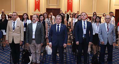 İzmir'de geriatri ile 11'inci buluşma