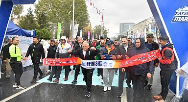 Kayseri'de yarı maraton coşkusu