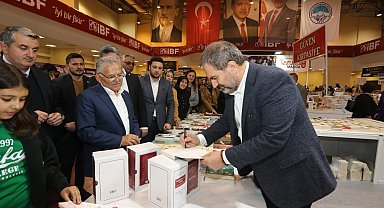 Kayseri'yi rekor kıran "7'nci Kitap Fuarı" heyecanı sardı