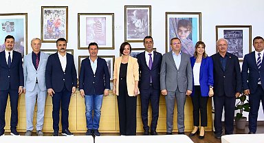 Kıyı Ege Belediyeler Birliği Karabağlar'da toplandı