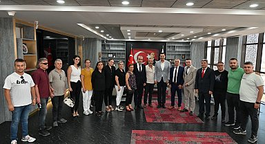 Manisa Gördesliler Derneğinden Başkan Ferdi Zeyrek'e hayırlı olsun ziyareti