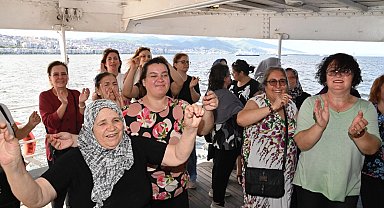 Manisalı kadınlar 'Körfez Turu'nda eğlendi