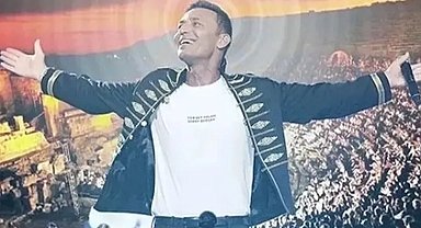 Mustafa Sandal bu akşam Bursa'da sevenleriyle buluşmaya hazırlanıyor