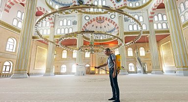Nevşehir Belediyesi'nden camilere gül kokusu