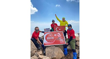 Nilüfer Belediyesi çalışanından “Zafer” tırmanışı