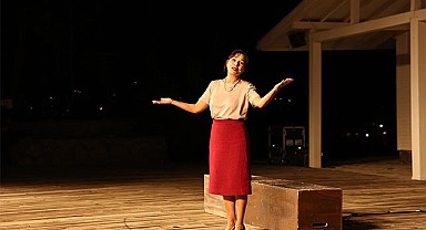 Ormandaki Kulübe’de ‘Ben Türkan Saylan’ izleyicilerle buluştu