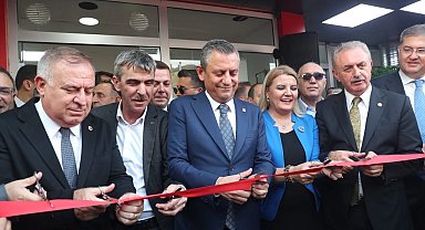 Paşa Kent Lokantasının resmi açılışını Özgür Özel yaptı