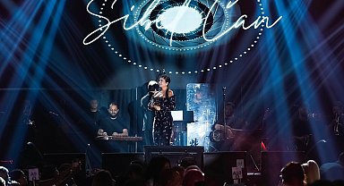 Sibel Can'dan yavru vatanda müzik şöleni