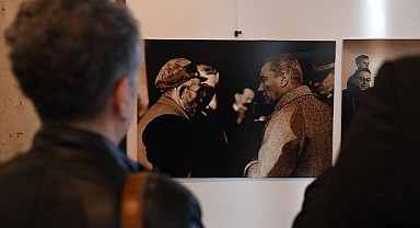 Atatürk'ün en özel fotoğrafları Osmangazi'de sergileniyor