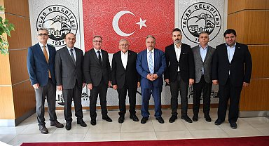 Başkan Büyükkılıç'tan Talas Belediye Başkanı Yalçın'a ziyaret