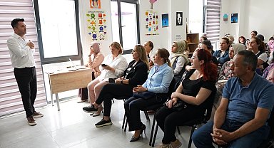 Beylikdüzü'nde mükemmeliyetçi anne baba tutumları semineri