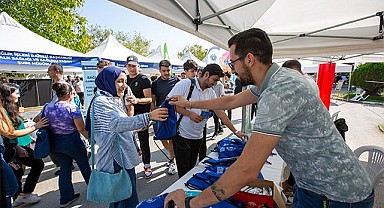 Bursa’da üniversiteli gençlere sıcak karşılama
